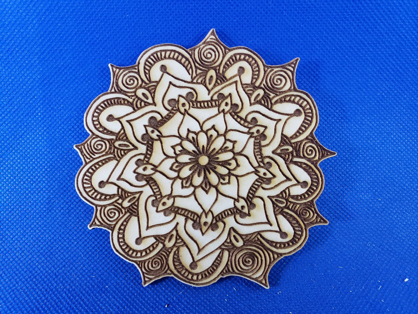 Mandela Flower - Laser cut natural wooden blanks