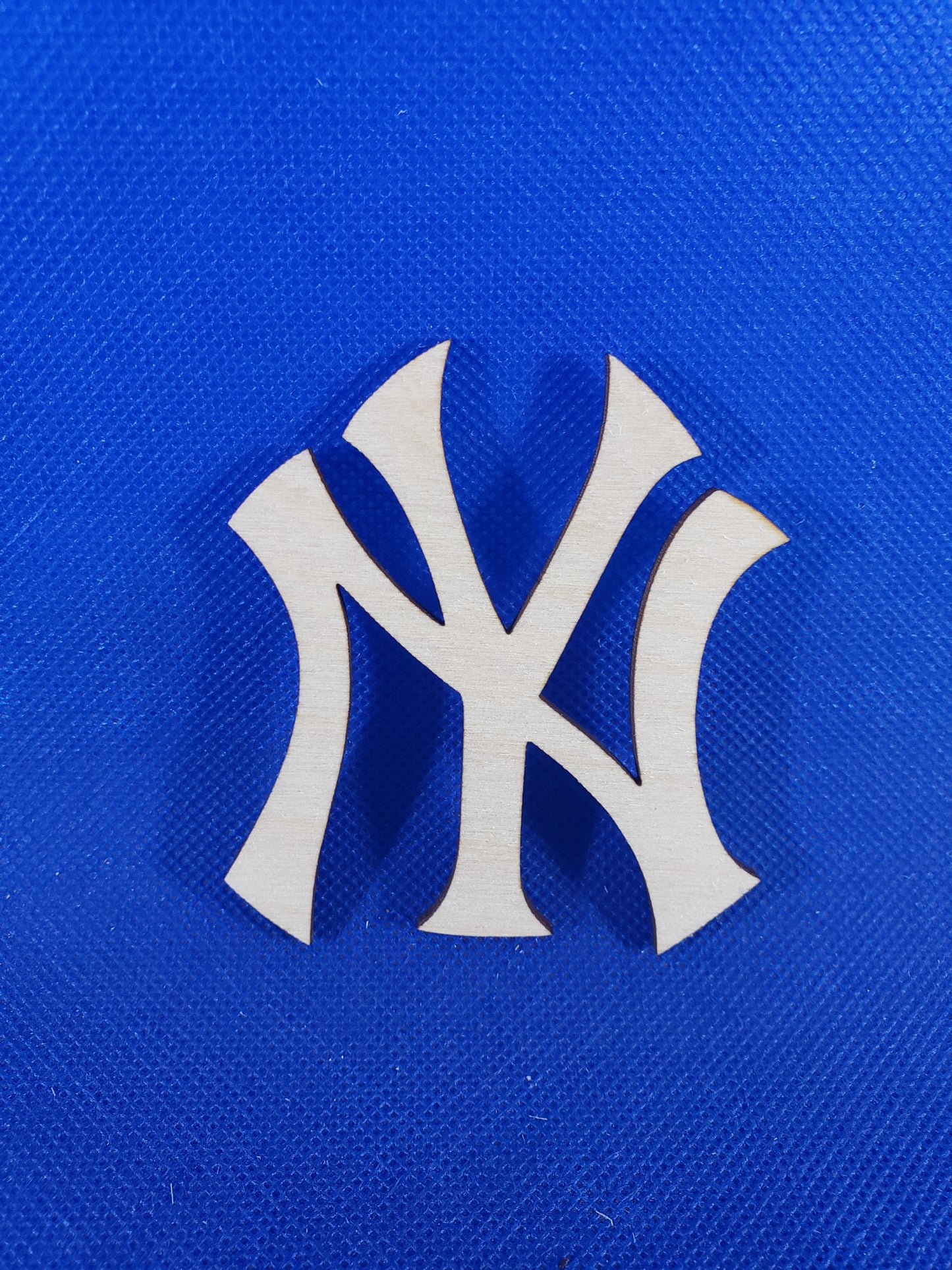 New York Yankees Logo - Laser cut natural wooden blanks