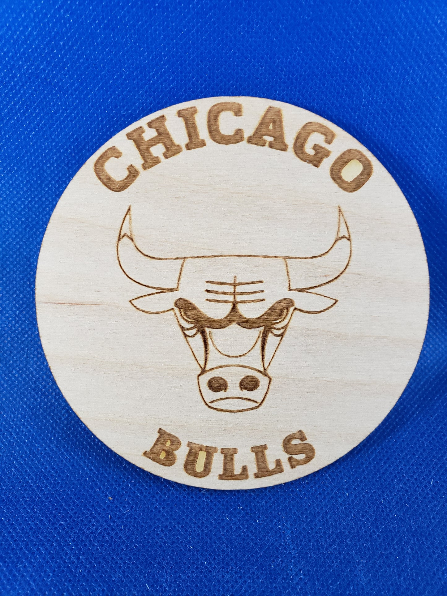Bulls Logo in circle-Laser cut natural wooden blanks