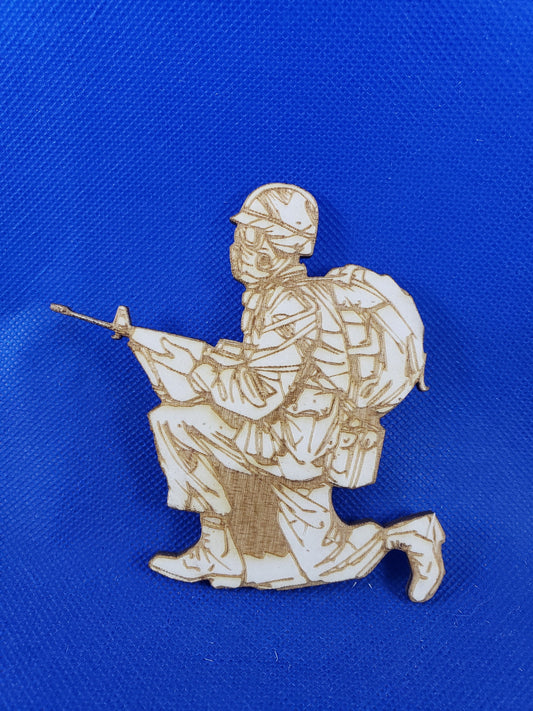 Kneeling Soldier -Laser cut natural wooden blanks