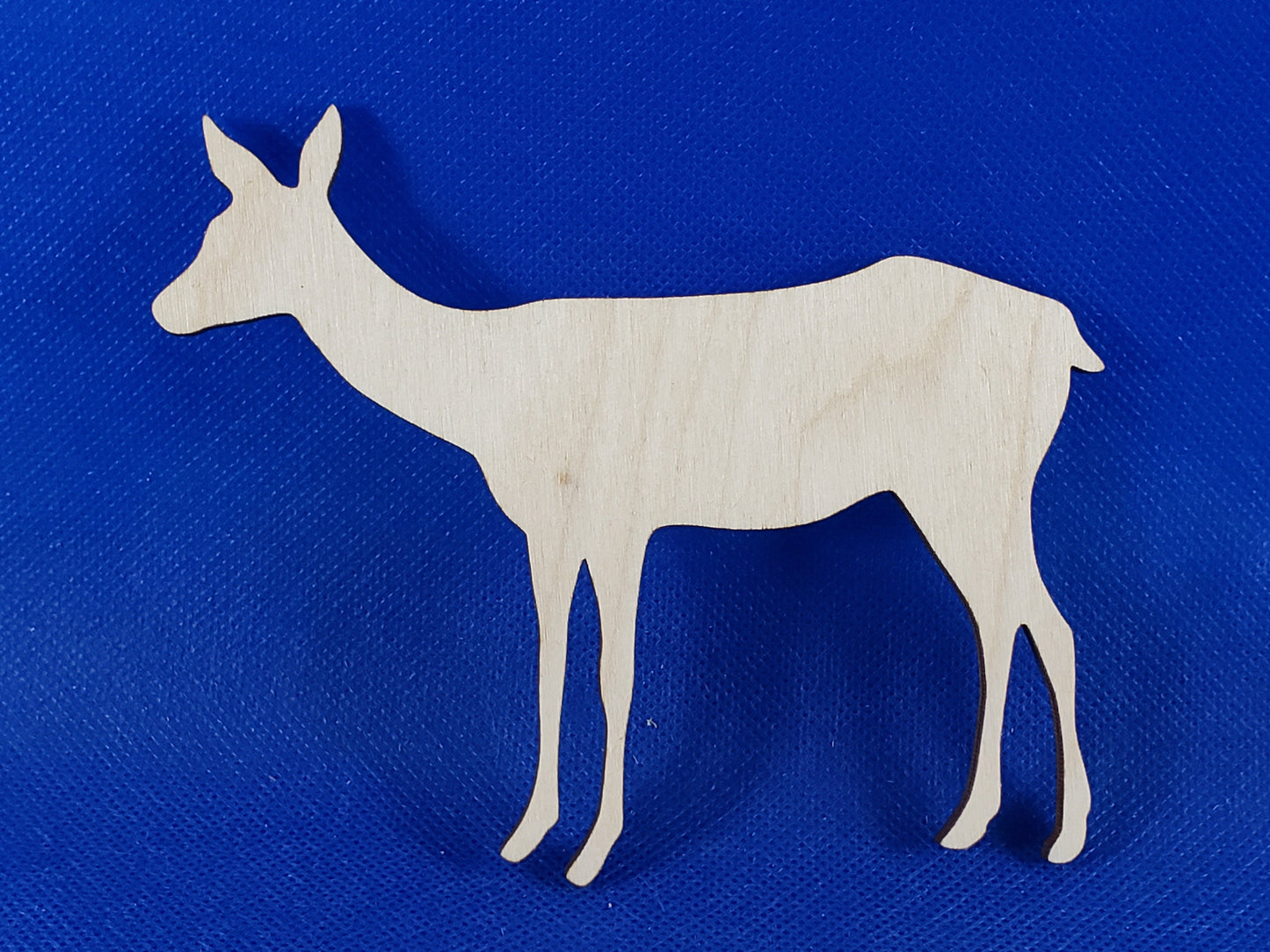 Deer outline - Laser cut natural wooden blank