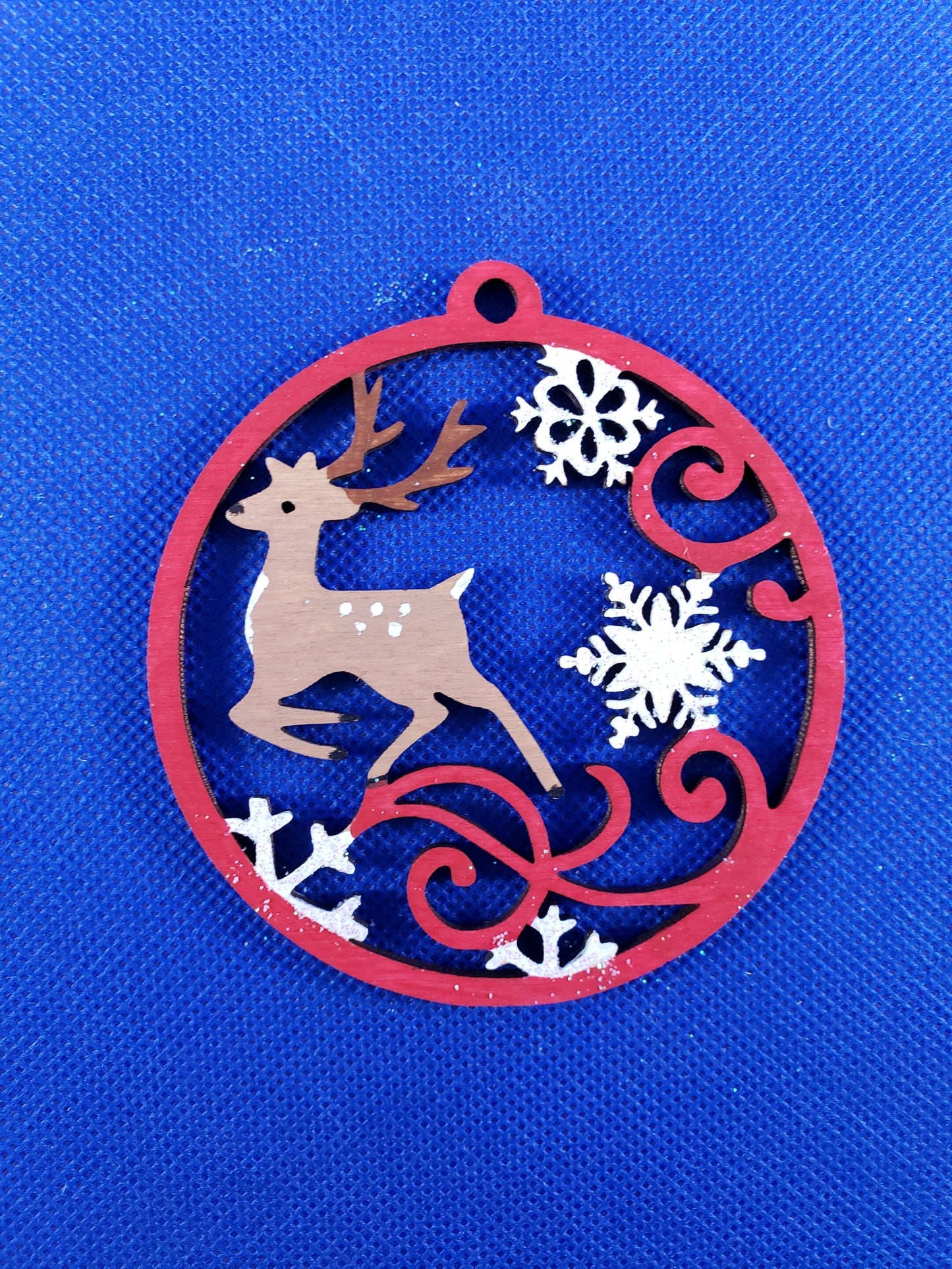 Deer & Snowflakes Christmas Ornament - Laser cut natural wooden blanks